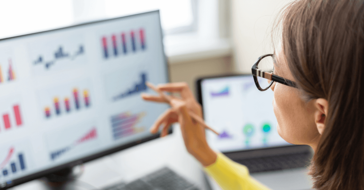 Why Does It Take An Expert To Read Podcast Analytics?